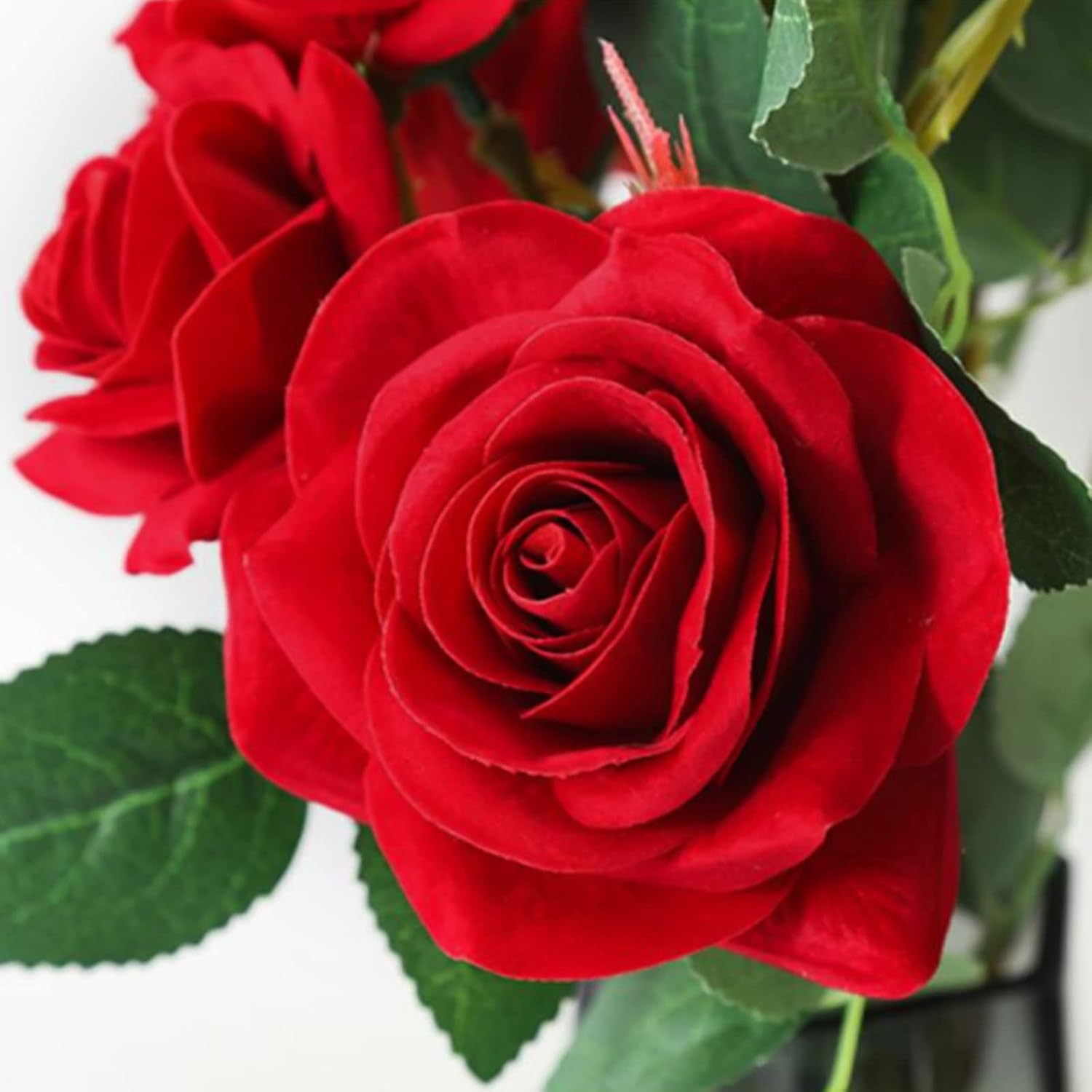 12pcs Red Faux Roses – Long Stem Flowers for Decor